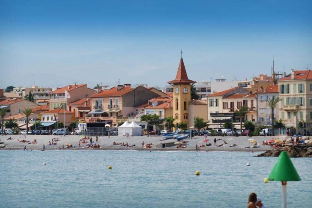 Appartement 6 Personnes Face A La Mer Cagnes-sur-Mer Exterior foto