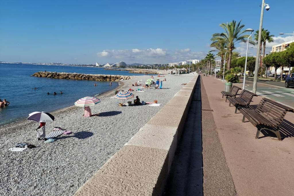 Appartement 6 Personnes Face A La Mer Cagnes-sur-Mer Exterior foto